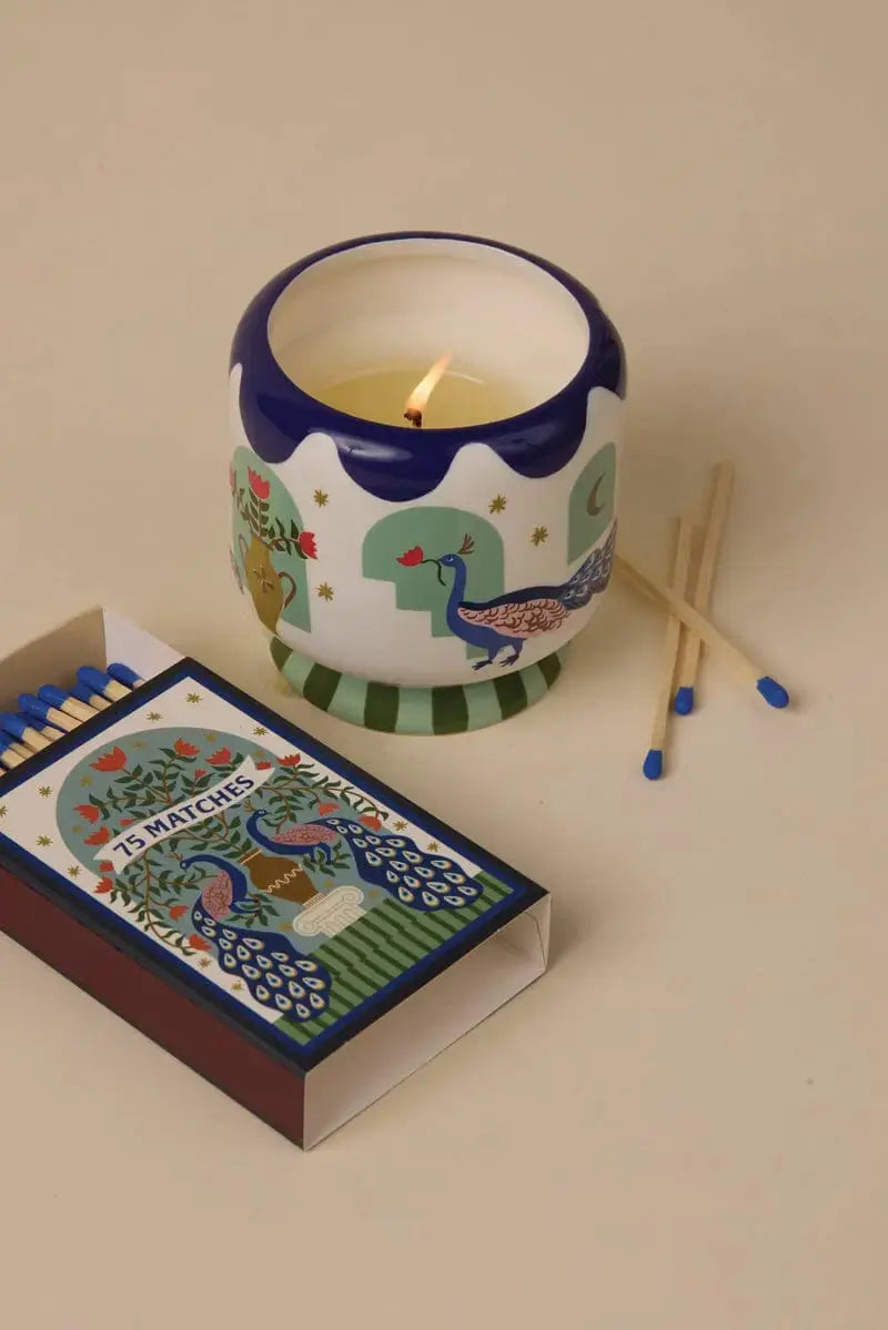 A Dopo 8 oz Candle